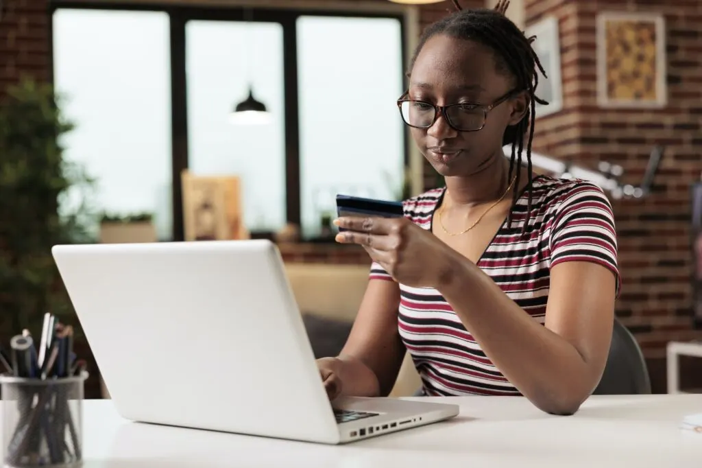 shopify ecommerce, boutique en ligne, créer sa boutique, vente en ligne, shopify dropshipping