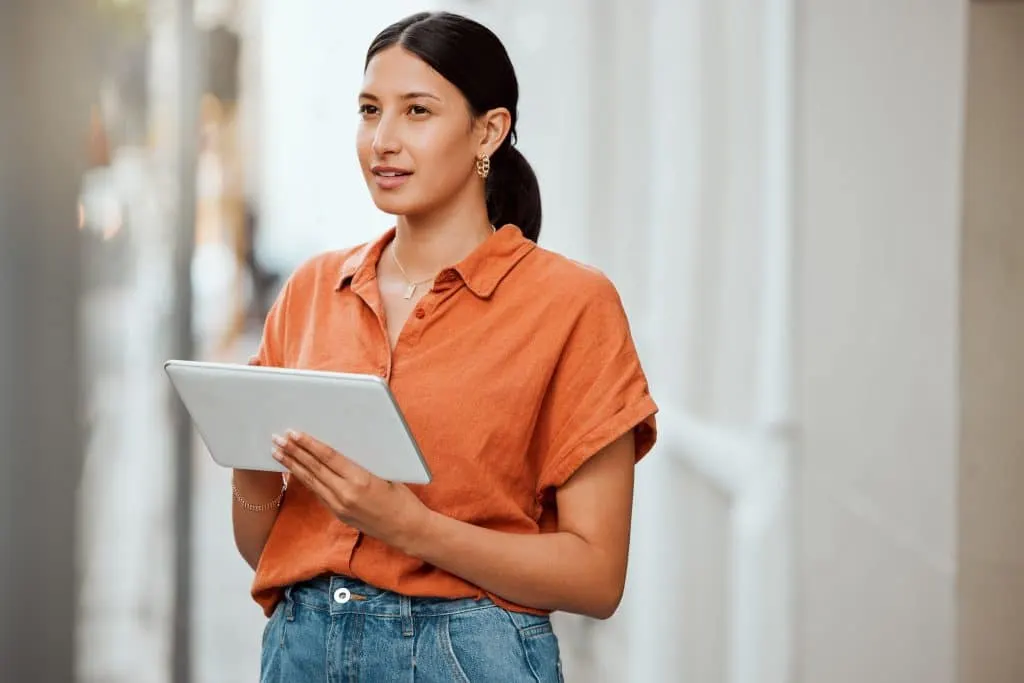 HubSpot: the essentials for successful online marketing (rewritten in 90 characters)